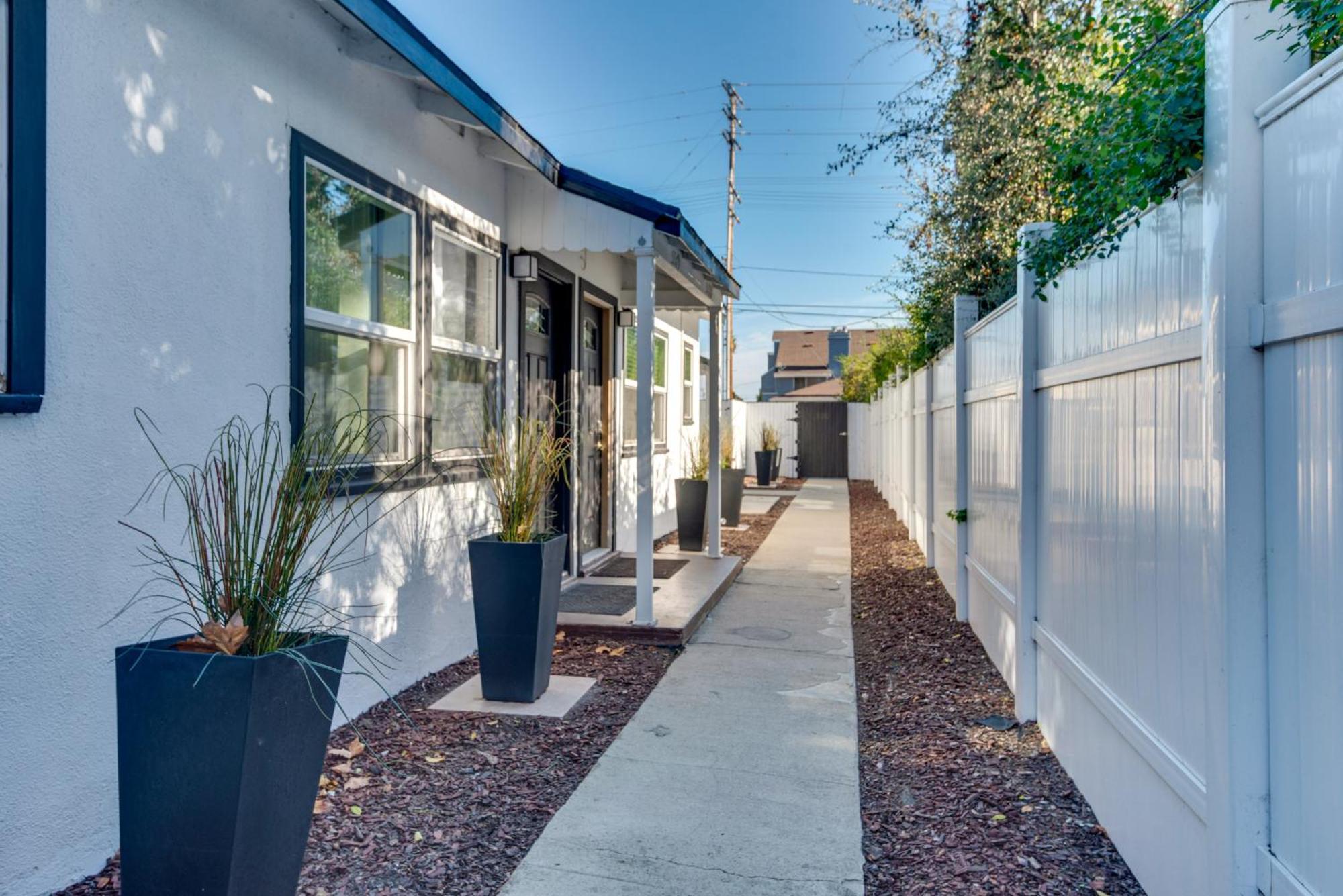 Nuys Abode With Patio, 7 Mi To Universal * Los Ángeles